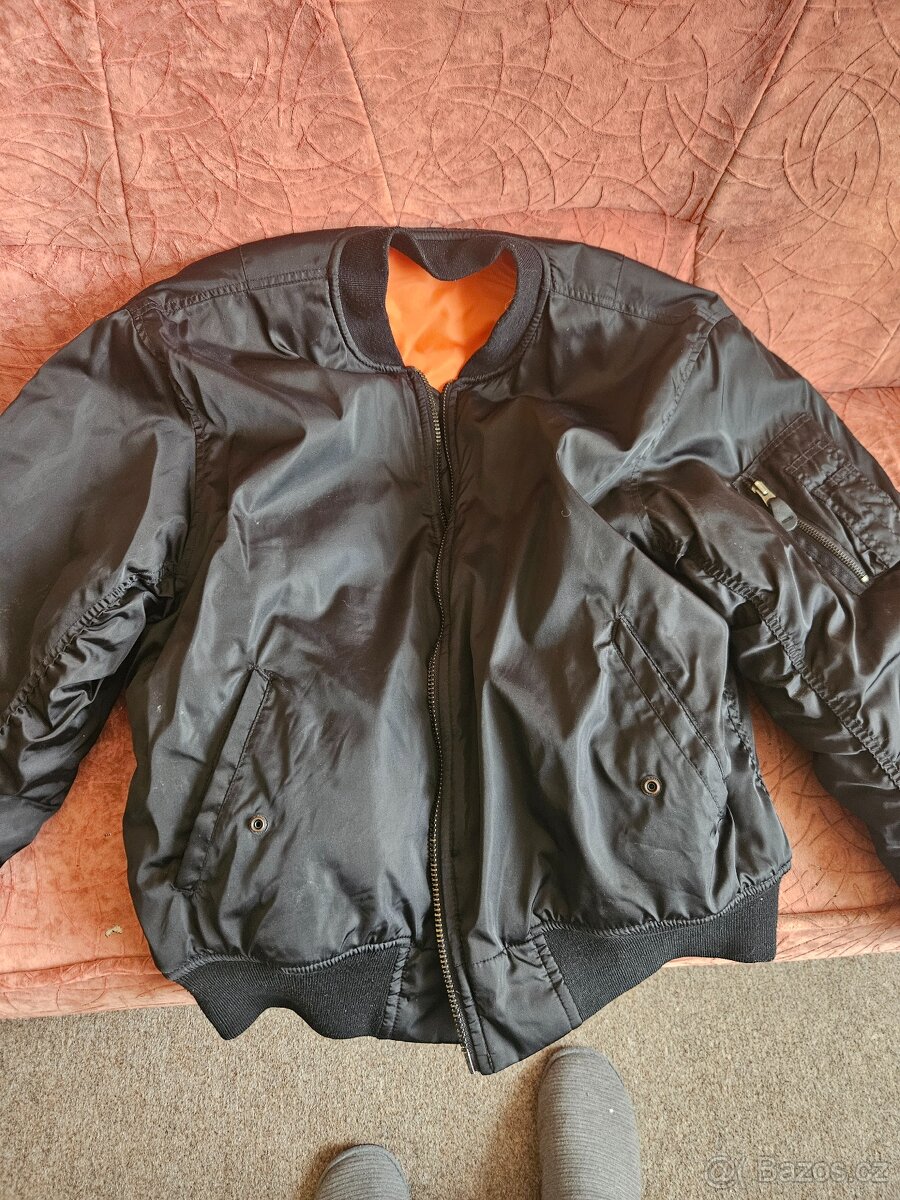 Prodej bombera XL