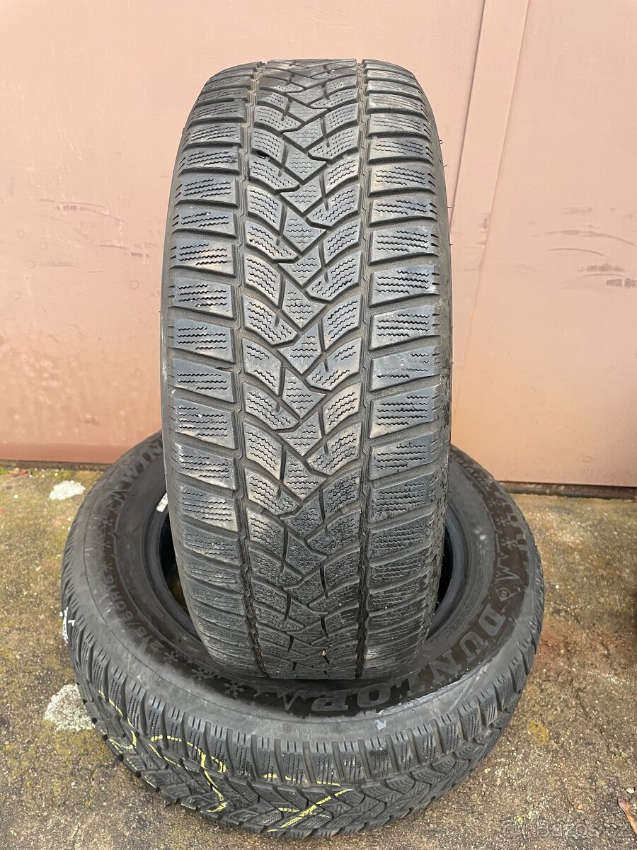 Zimní pneu 215/60/16