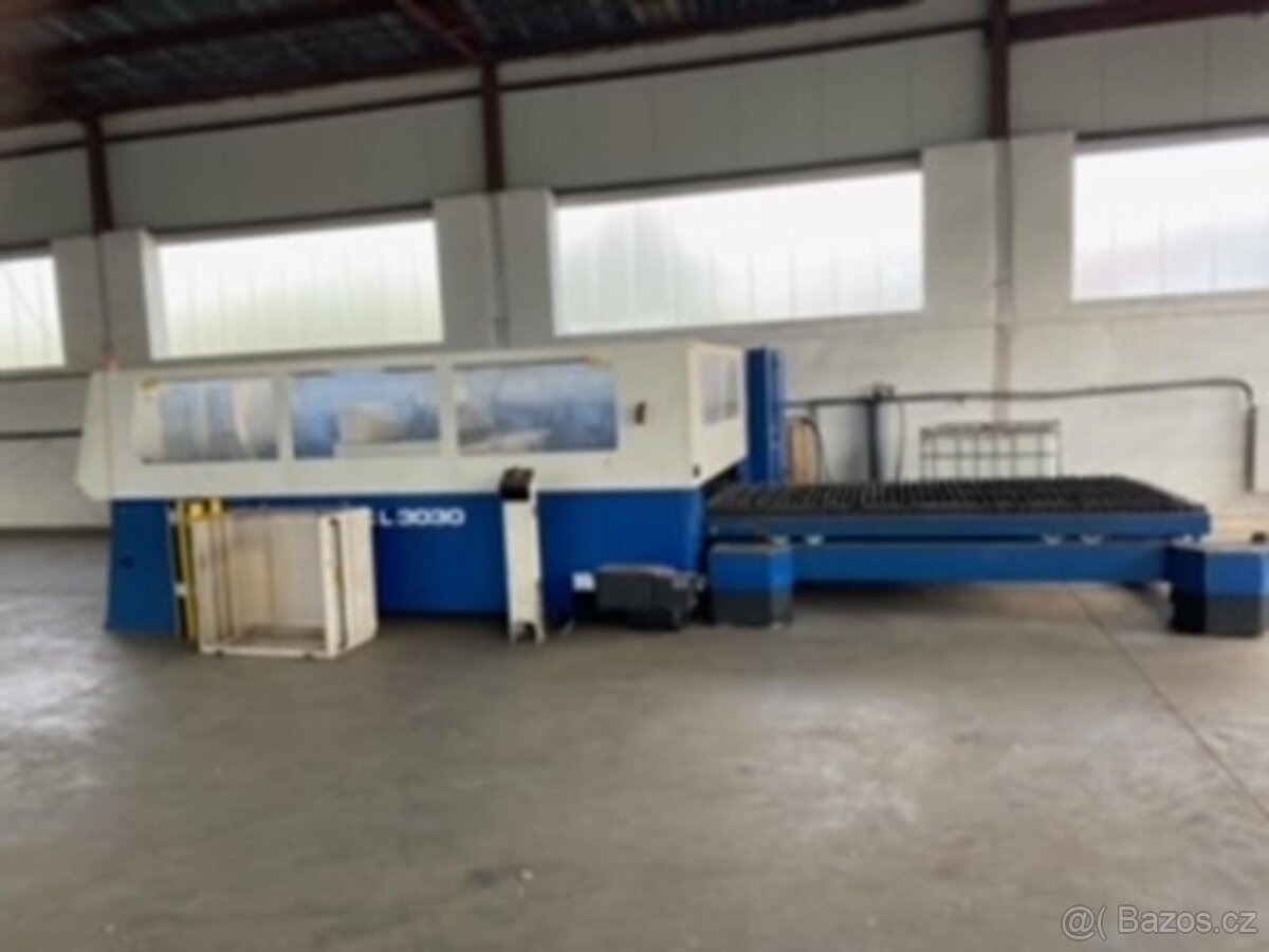 CO2 laser TRUMPF TruMatic L 3030 2001 (7570)