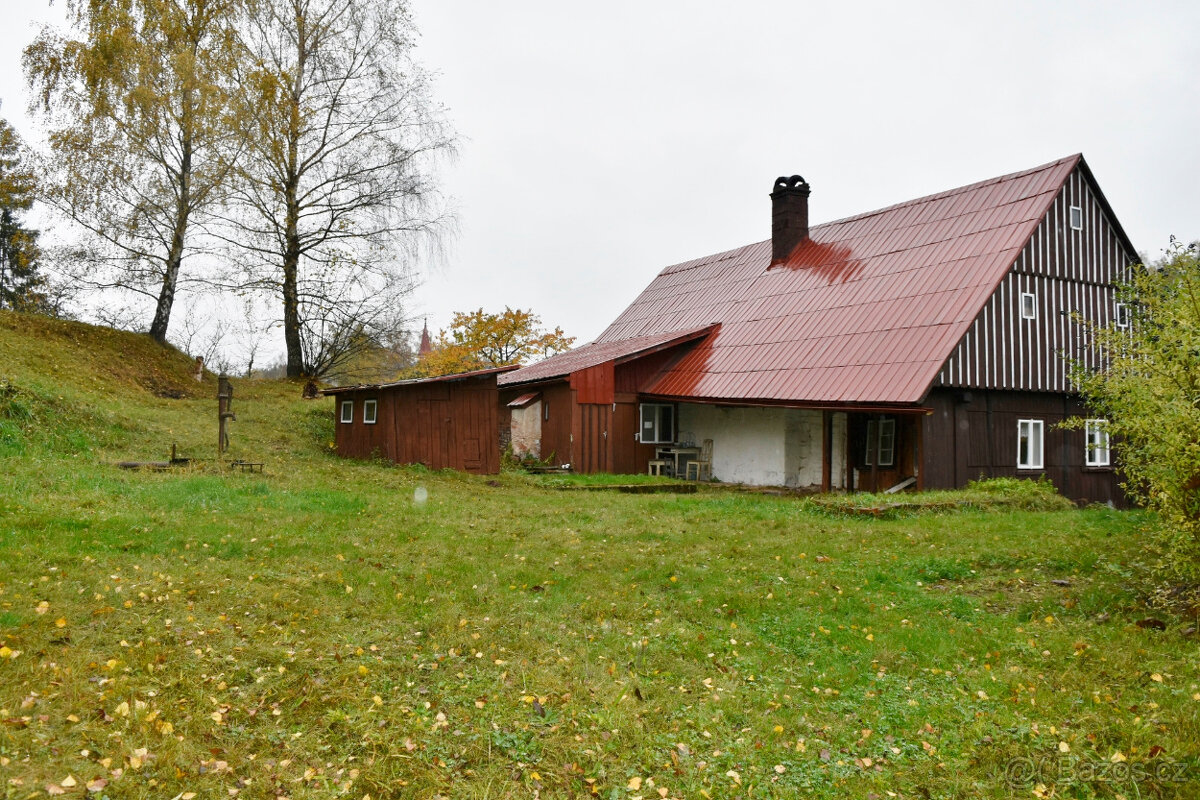 Štikov - prodej domu s pozemkem 3155 m2