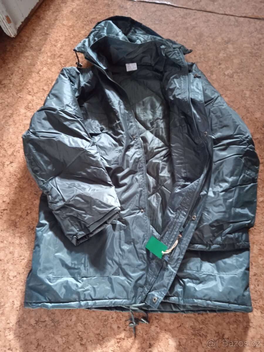 Šusťákový kabát zelený