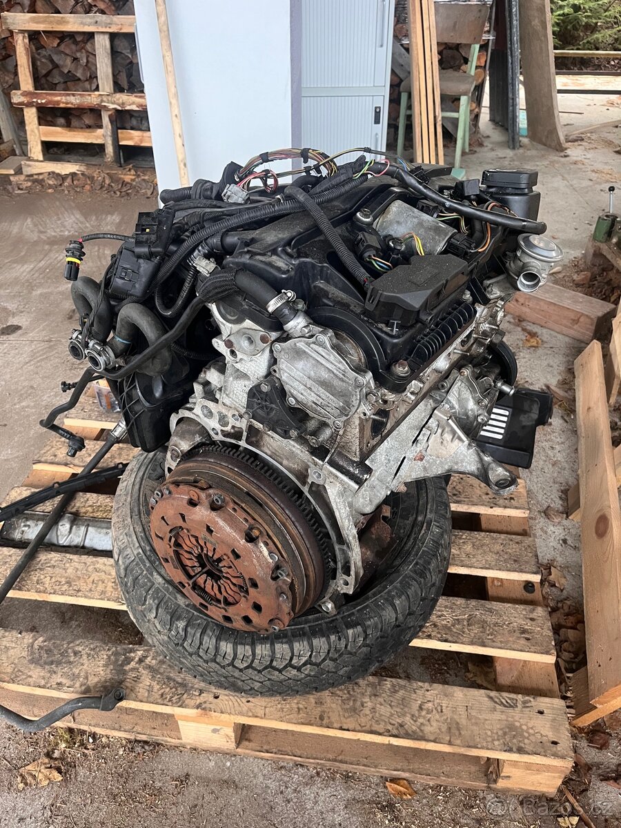 Motor bmw N42B18A