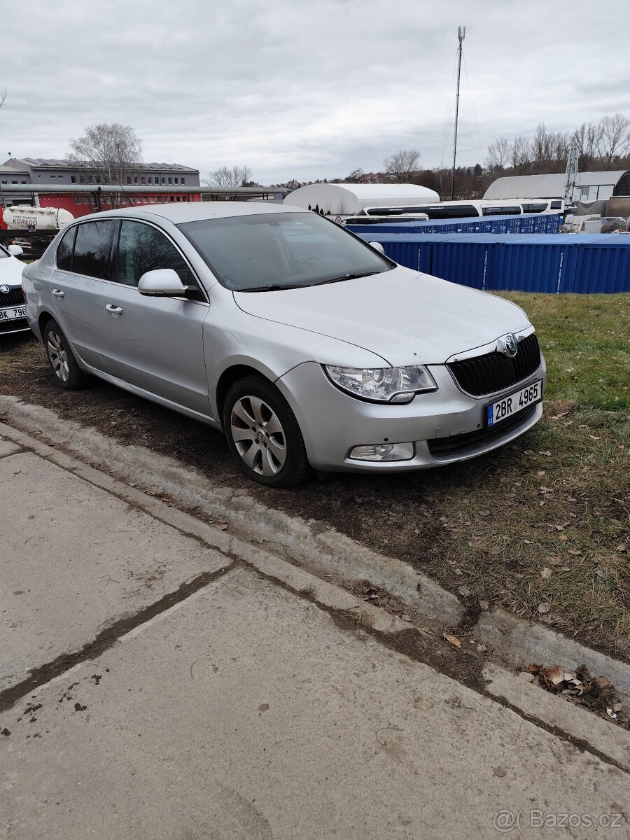 Škoda Superb 2 na náhradní díly