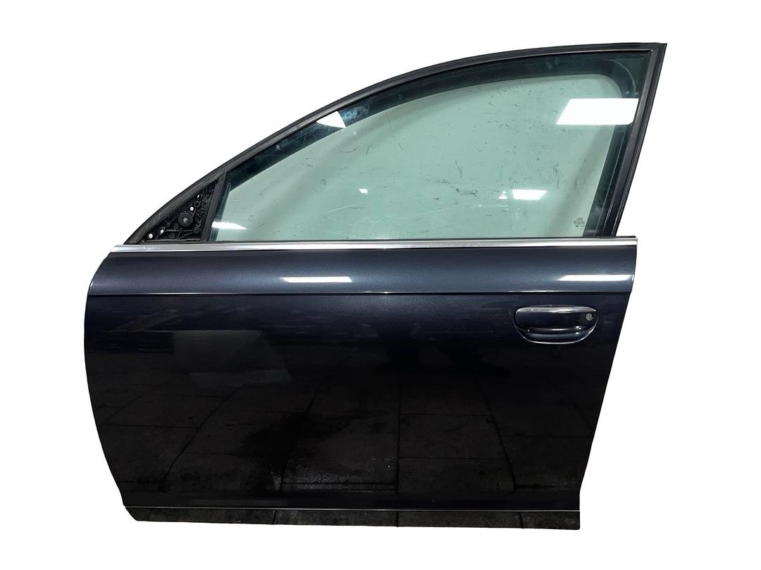 Levé přední dveře šedá metalíza LZ7Q Audi A6 C6 4F r.v. 2006