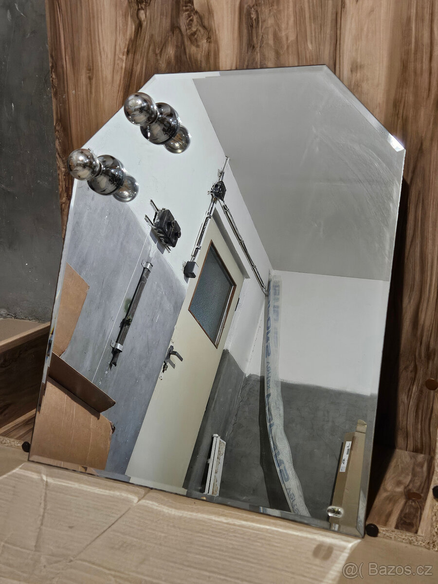 Koupelnové zrcadlo s osvětlením Ellux 50x60