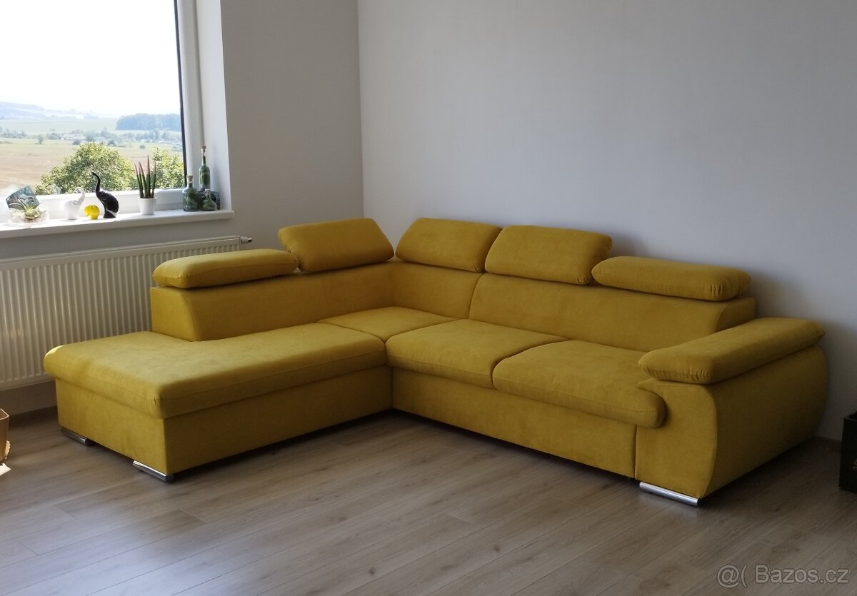 Rozkládací sedačka s úložným prostorem