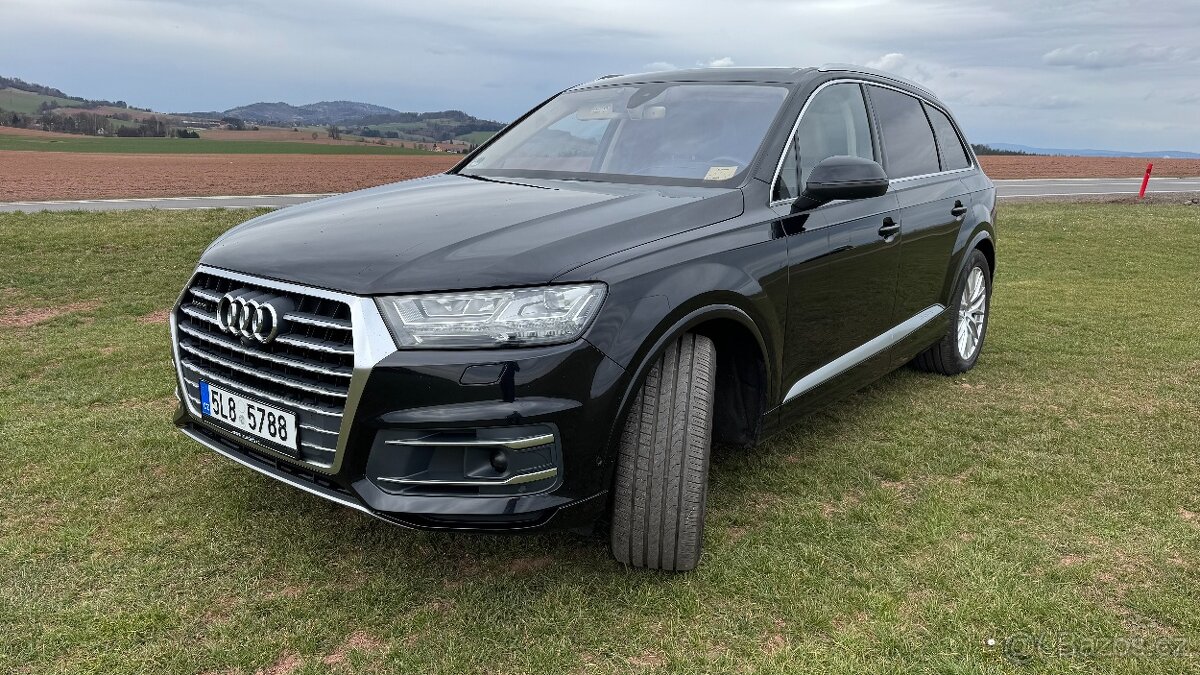 Audi Q7 3.0TDi - 7míst, po servisu