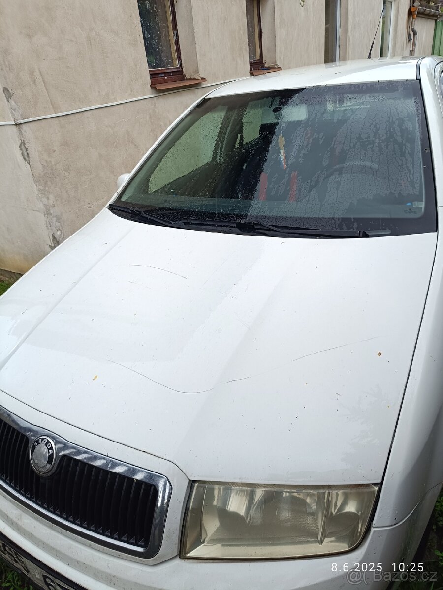 Škoda fabia.