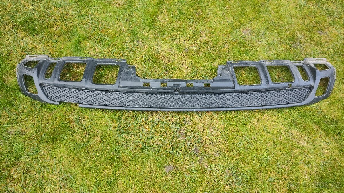 Mercedes ML W166 2011-15, zadna mriezka do chromu, spojler