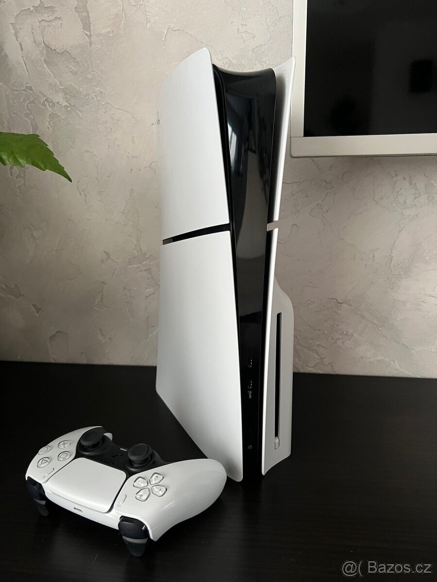 PS5 Slim s mechanikou 1TB