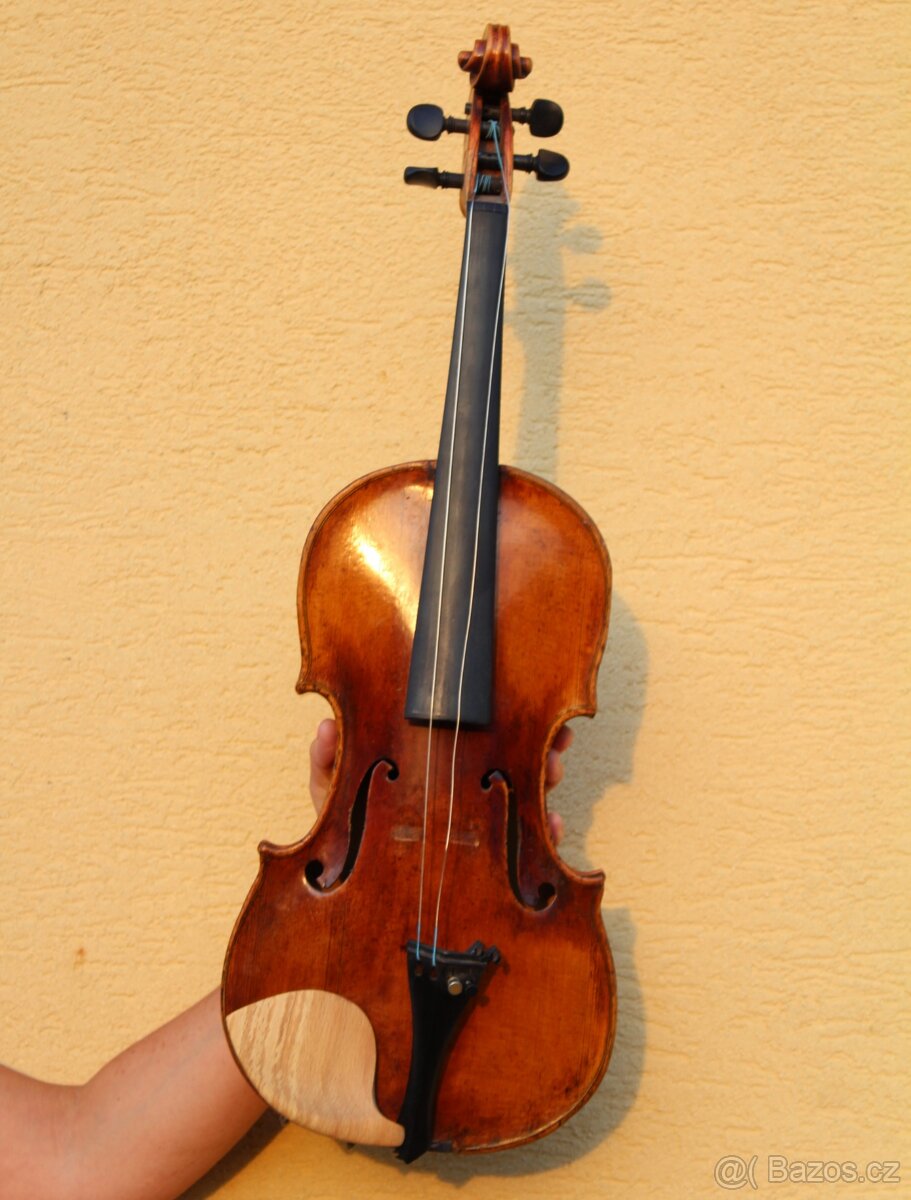 predám husle - č.8
