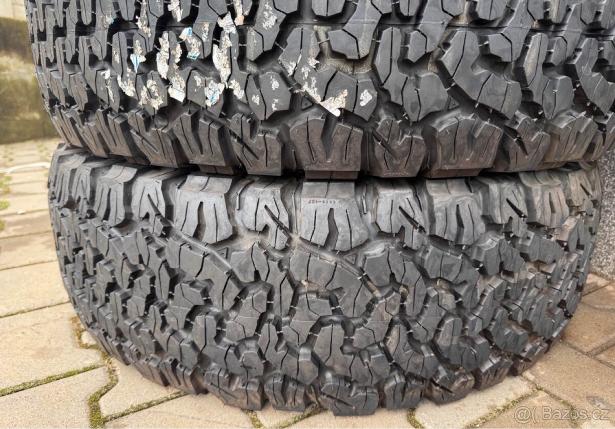 Pneu BFGOODRICH 285/75 R 16 ALL-TERRAIN T/A KO2 116/113R
