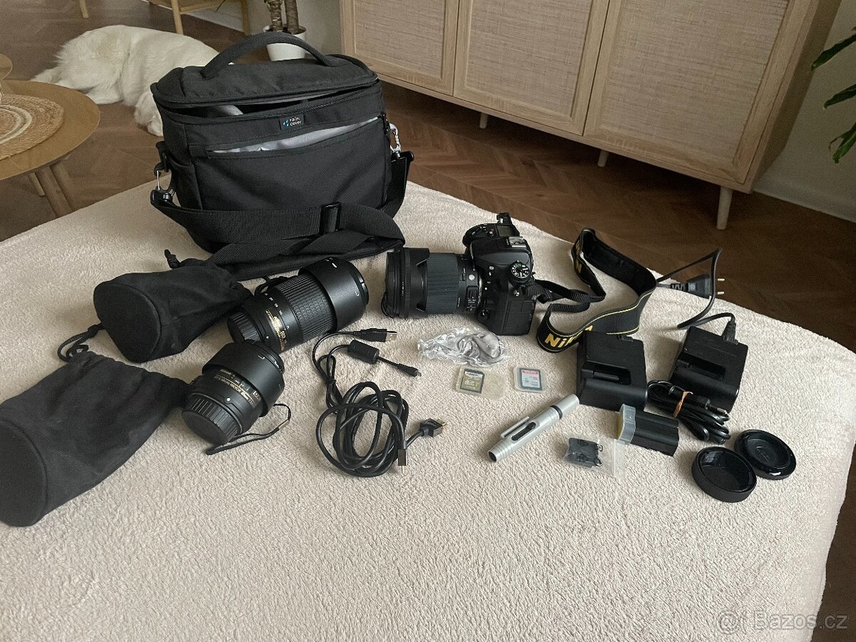 NIKON D2700 a příslušenství