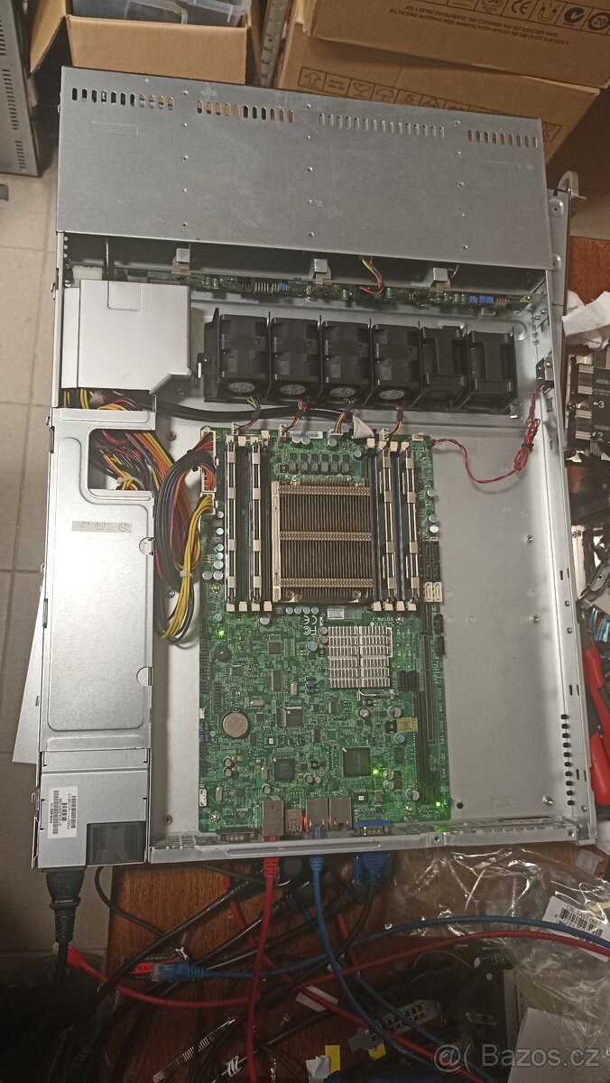 1U Supermicro X9SRW-F, E5-2650Lv2, 32GB RAM