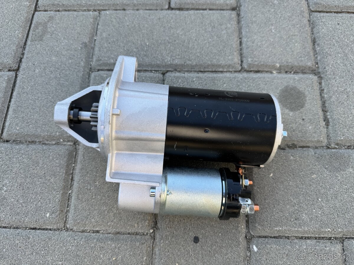 Lada Vaz , startér, nový