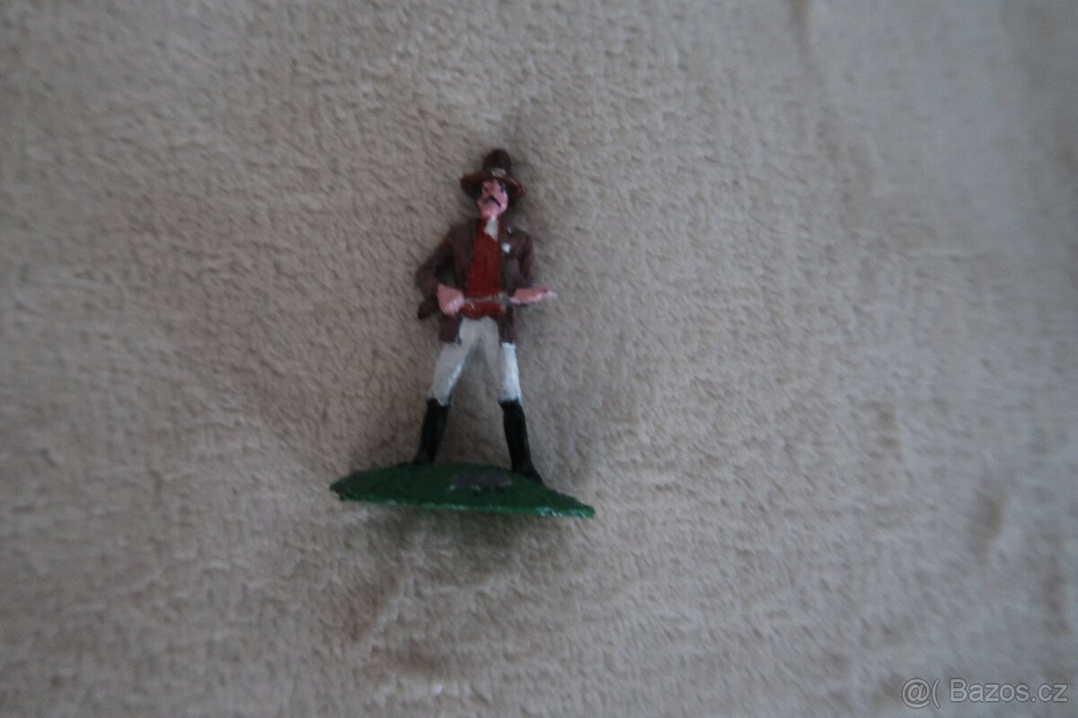 CÍNOVÍ VOJÁČCI - cínové figurky -