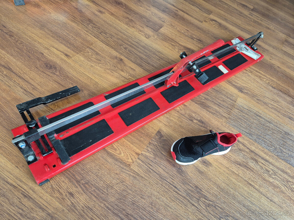 Řezačka na obklady 102cm Křižanov