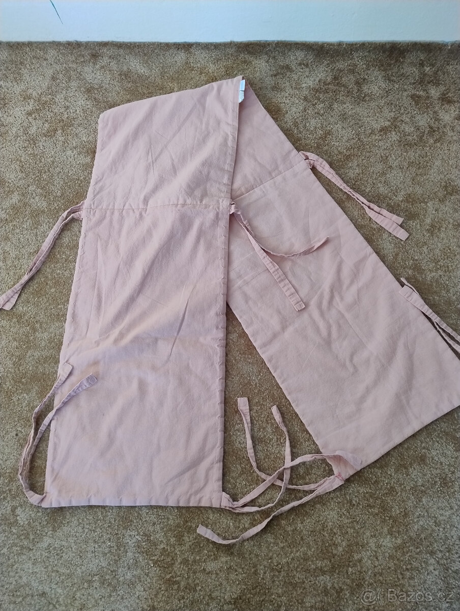 Mantinel do postýlky