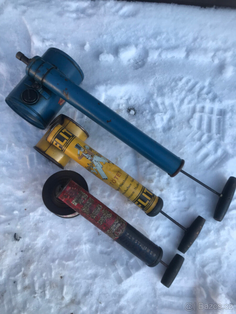 Velmi staré rozprašovače