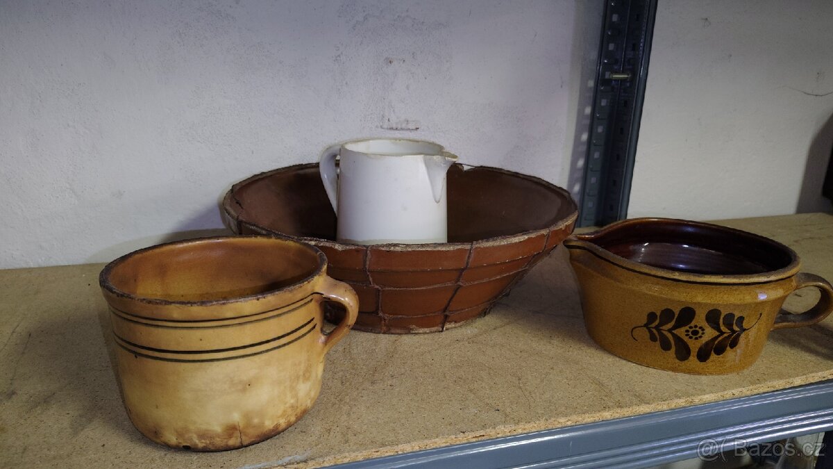 Krajáče, krygl, mísa na chalupu