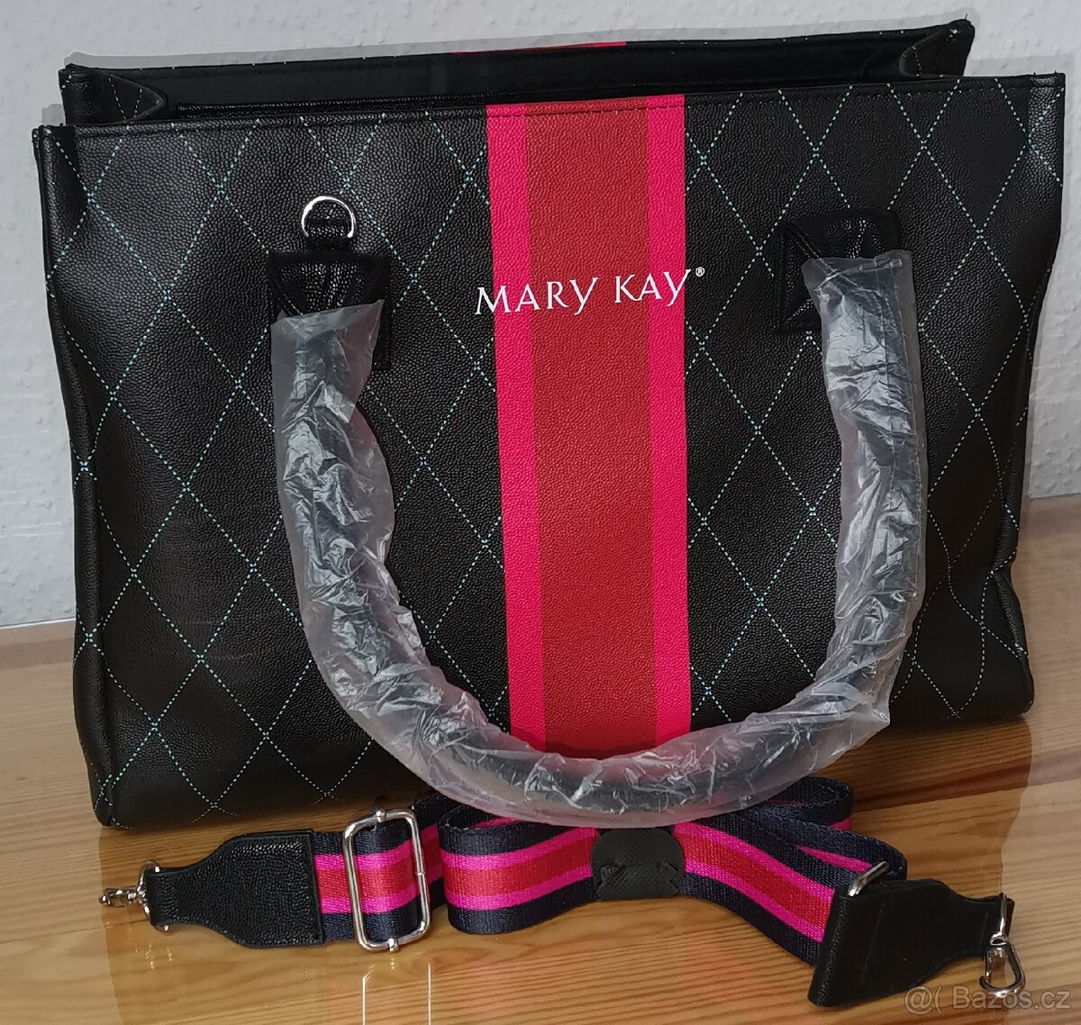 Nová kabelka Mary Kay