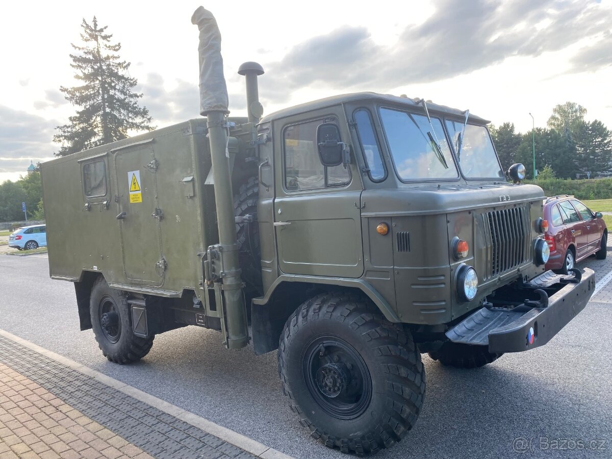 GAZ 66 radiostanice, výjimečný kus ( UAZ )