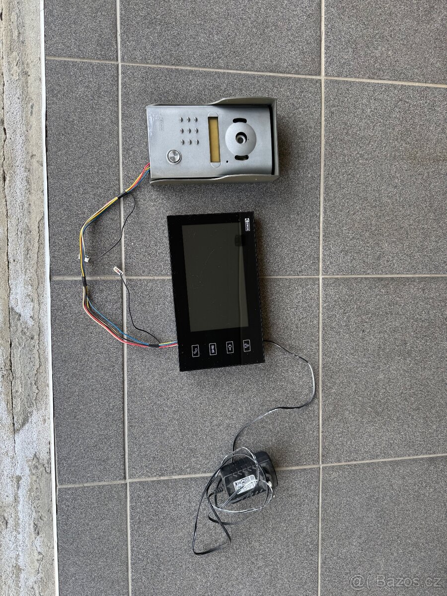 Video telefon s kamerou EMOS