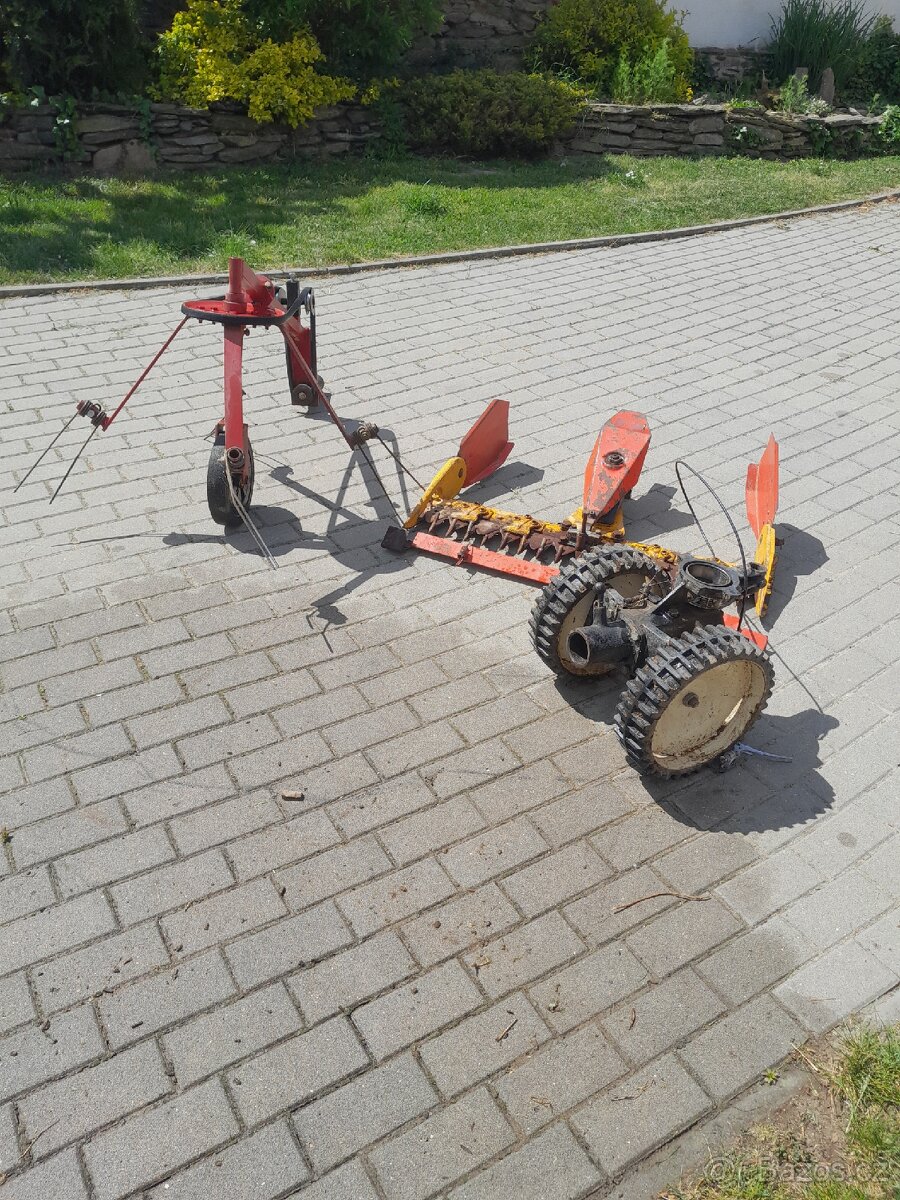 Obraceč sena a sekací lišta