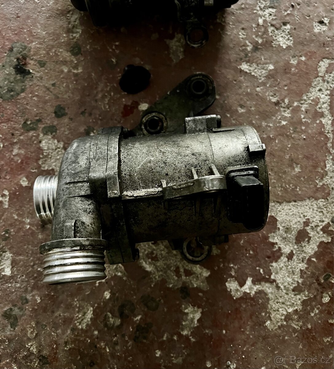 Vodní pumpa / čerpadlo Pierburg
