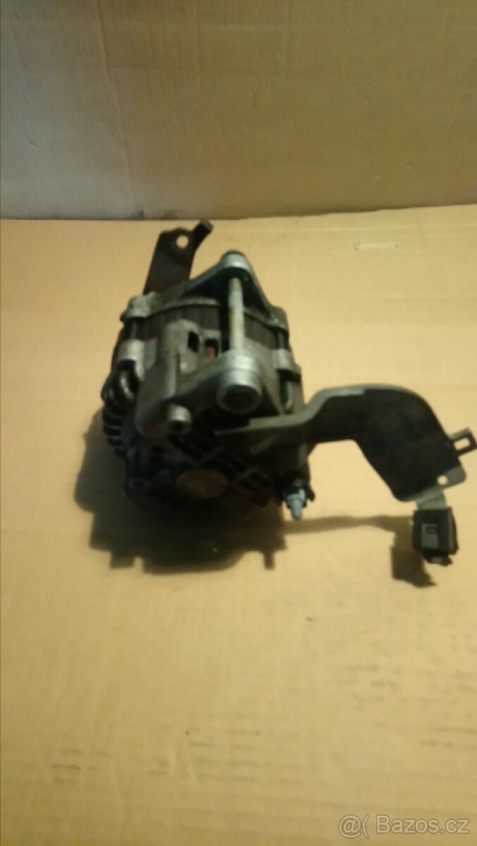 Alternátor Infiniti FX35