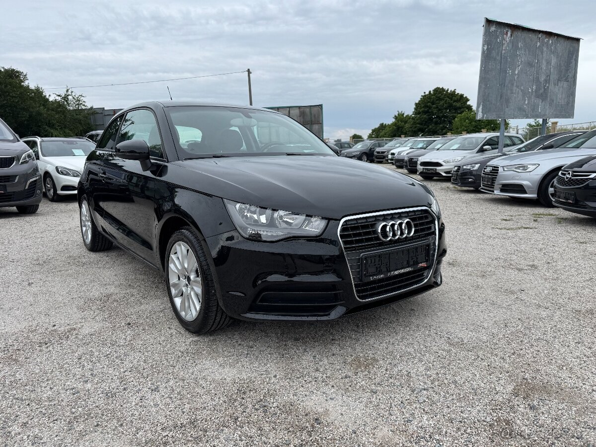 Audi A1 1.2 TFSi 63KW servisní kniha