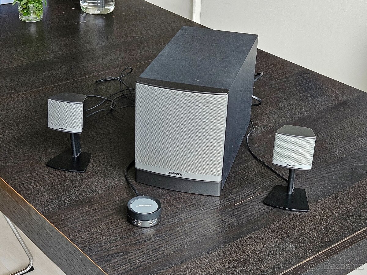 PRODÁNO Aktivní subwoofer + satelity Bose