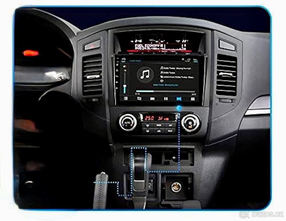 Mitsubishi Pajero infotainment