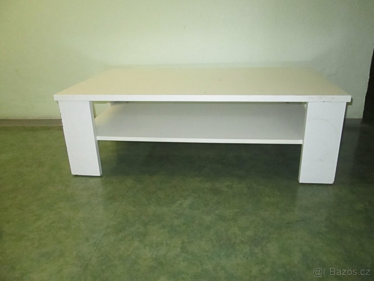 Konferenční šikovný stolek