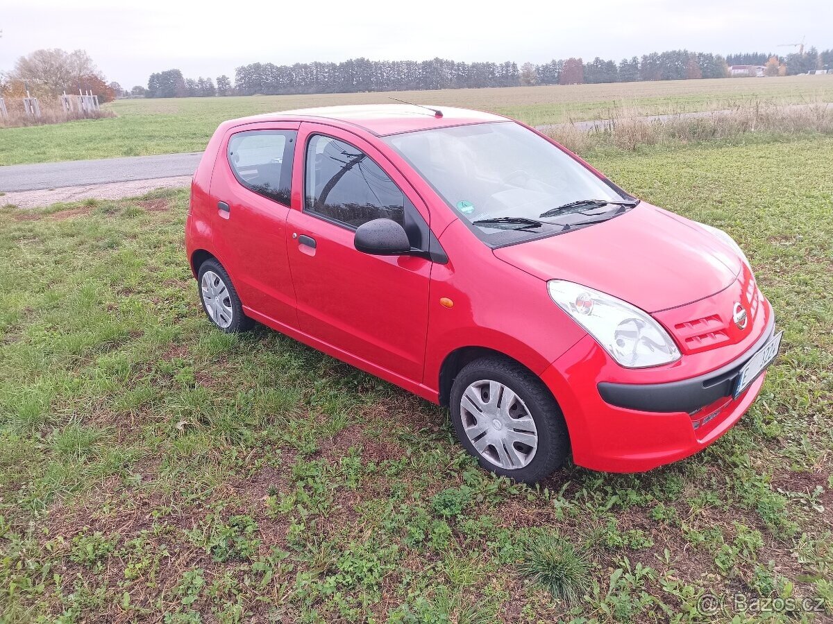 Nissan Pixo 1.0i euro 5 , 1 majitel , vhodné na rozvoz atd.