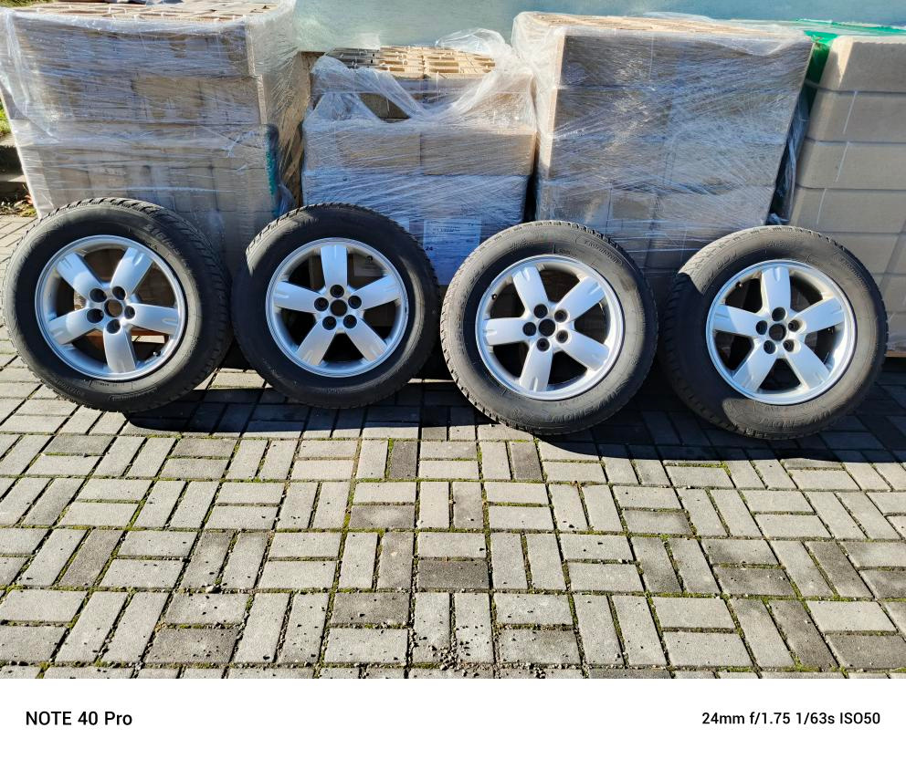 Prodám AL disky 5x114,3 R17 se zimními pneu