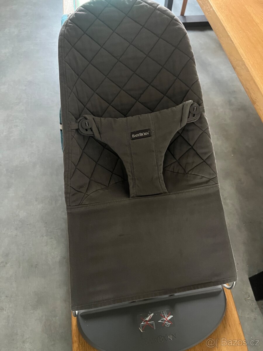 Houpátkou BABYBJORN