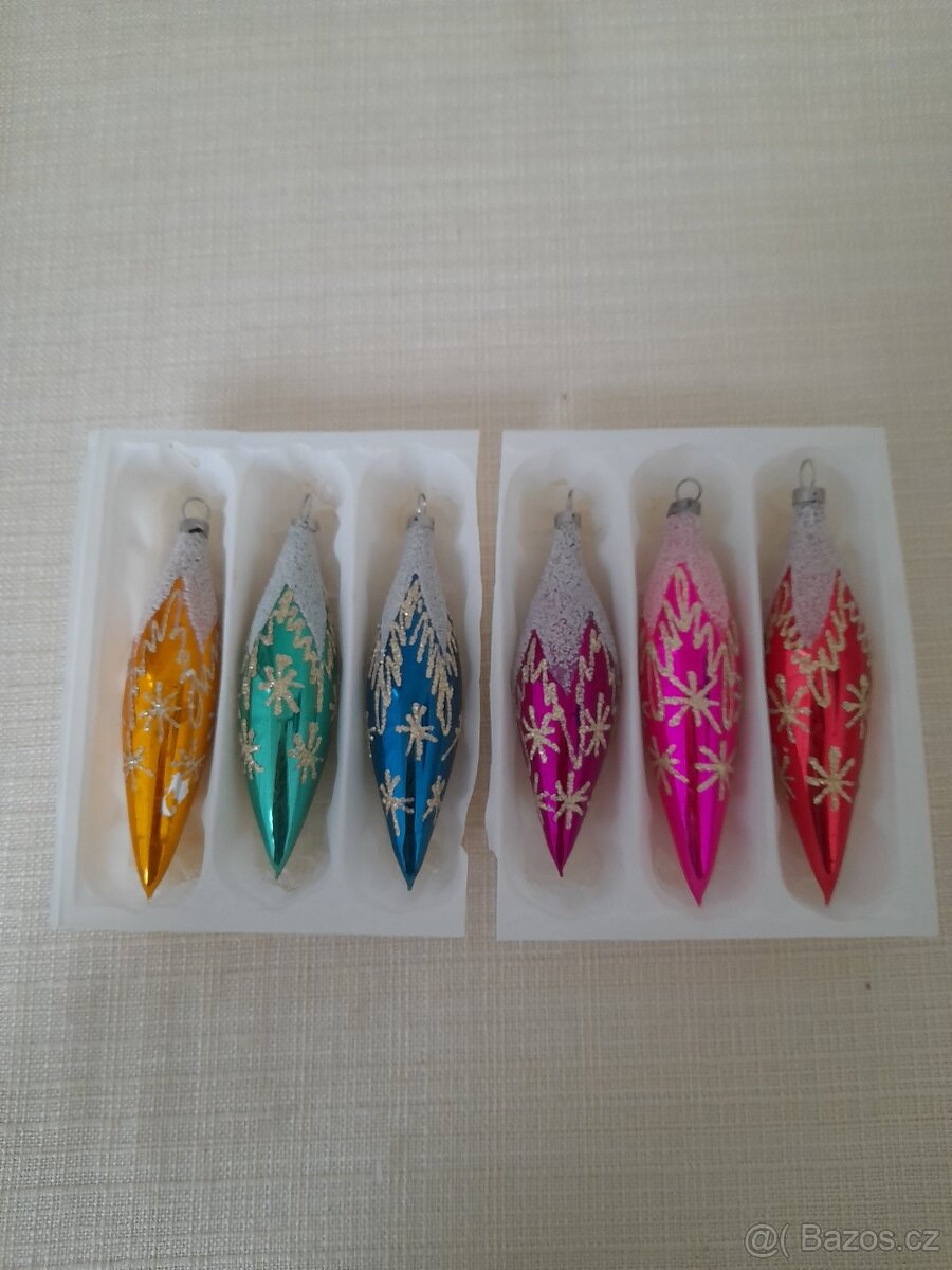 Sada 6 retro vintage barevných vánočních ozdob