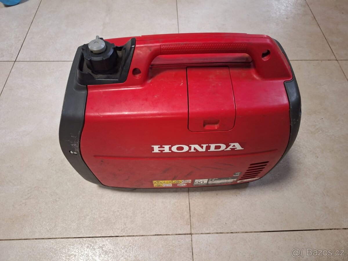Prodám elektrocentrálu Honda 2,2i málo pouzivana