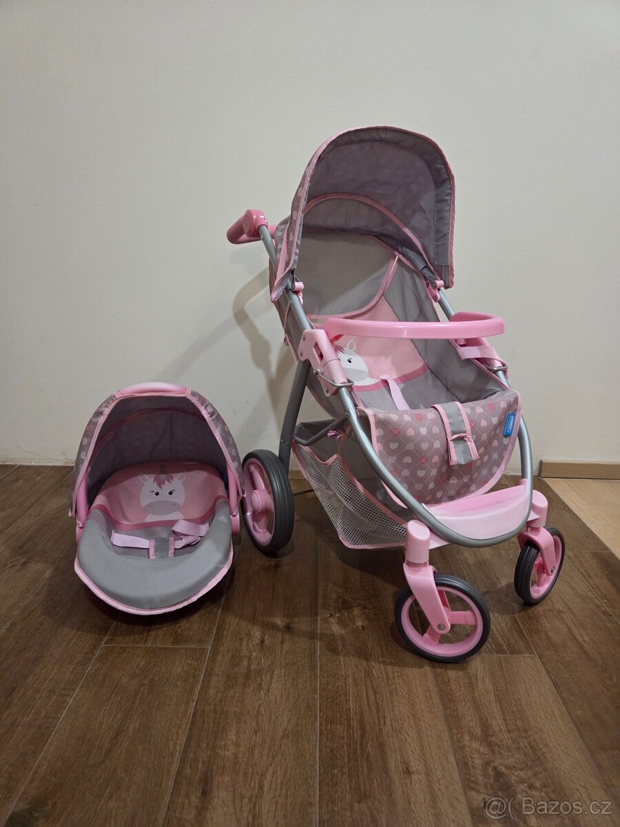 Kočarek pro panenky s vajíčkem