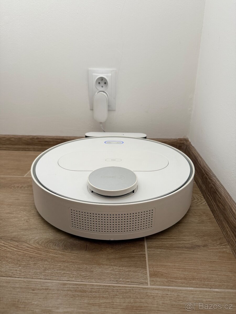 Robotický vysavač