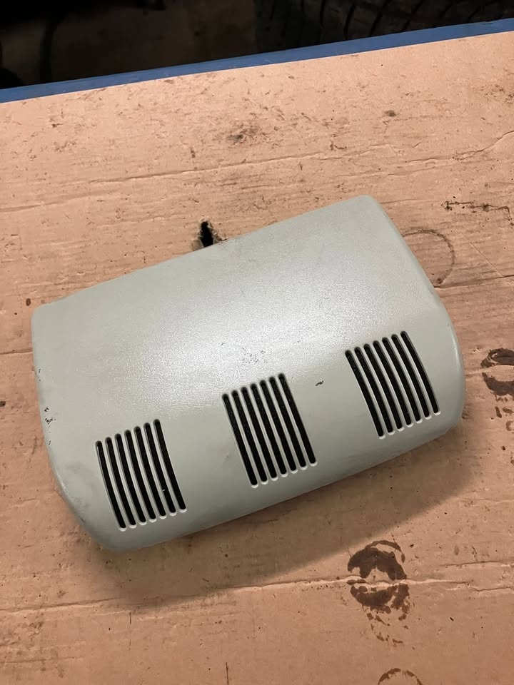 Krytka stropnice Škoda Octavia 2