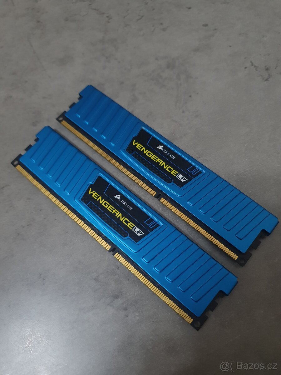 RAM paměti - Corsair Vengance 2x4GB