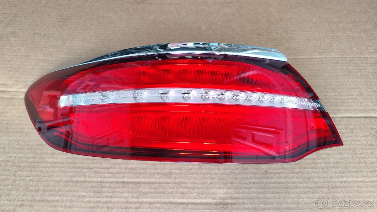 MERCEDES GLC COUPE c253 LEVÉ ZADNÍ SVĚTLO VNĚJŠÍ