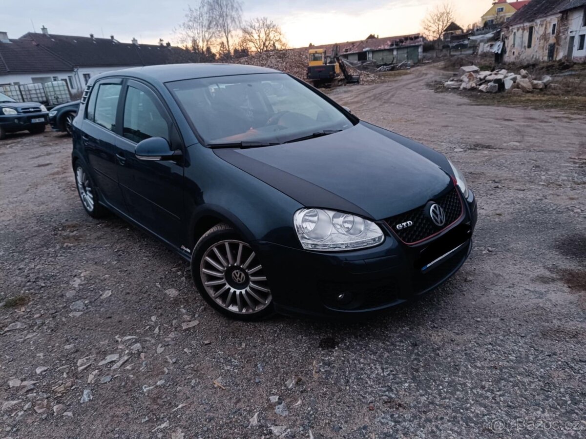 VW Golf 5