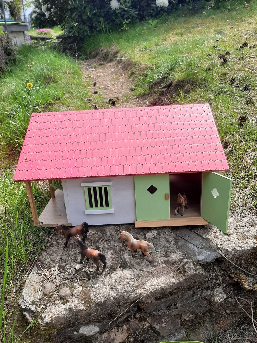 Domeček pro koníky