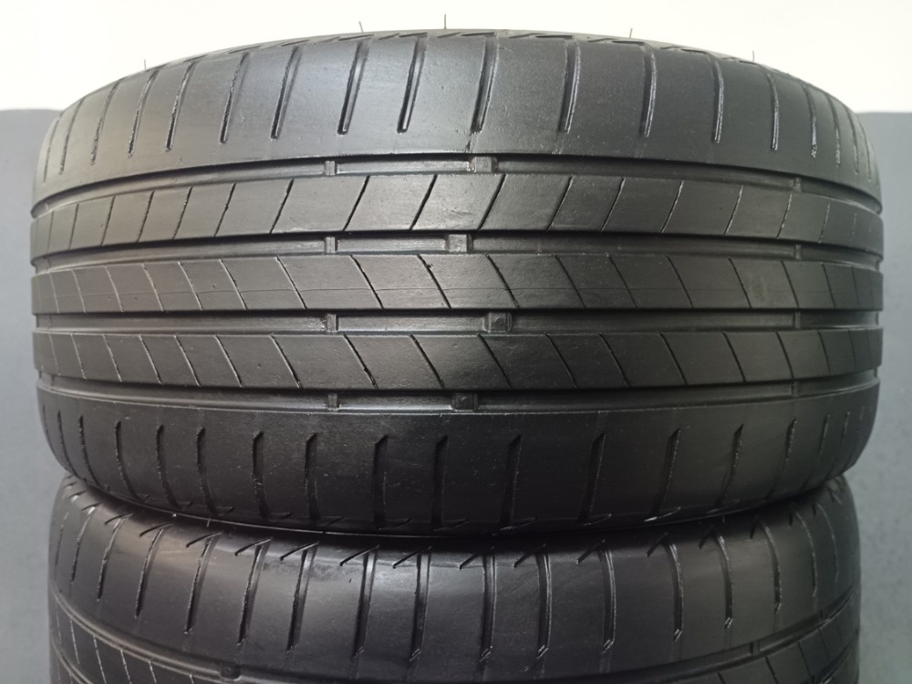 225/40 R18 BRIDGESTONE (1819)