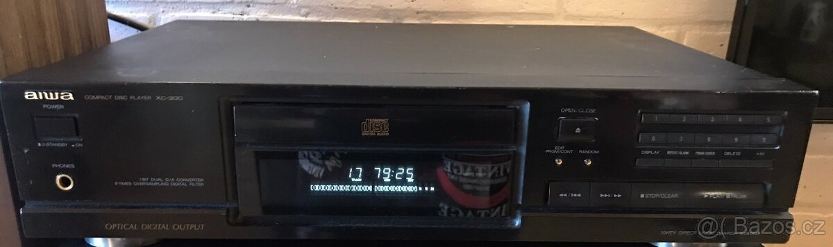 CD TECHNICS AIWA XC-300 (ROK 1992) PŘEHRÁVÁ VYPALENÁ CD