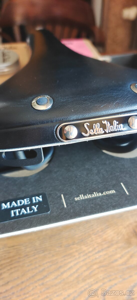 Selle Italia Epoca - kožené sedlo v retro stylu