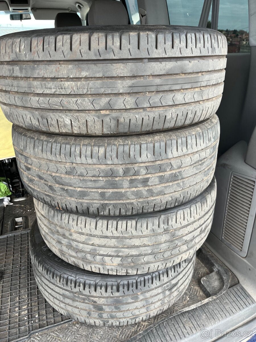 Prodam pneu 205/55/17
